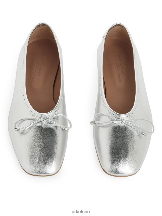 أحذية عبد اللطيف ARKET نحيف راقصات الباليه الجلدية فضة BXB848714