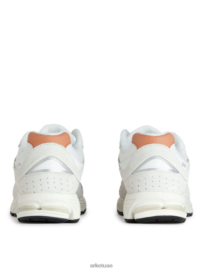 أحذية عبد اللطيف ARKET نحيف حذاء رياضي من نيو بالانس 2002R أبيض BXB848673