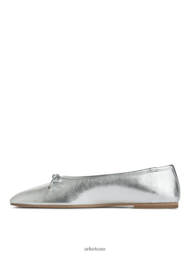 أحذية عبد اللطيف ARKET نحيف راقصات الباليه الجلدية فضة BXB848714
