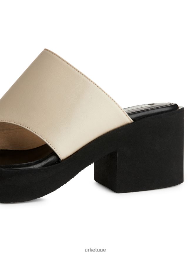 أحذية عبد اللطيف ARKET نحيف صندل جلدي سميك سهل الارتداء أوف وايت/أسود BXB848696