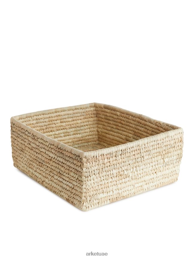 اللون مناسب