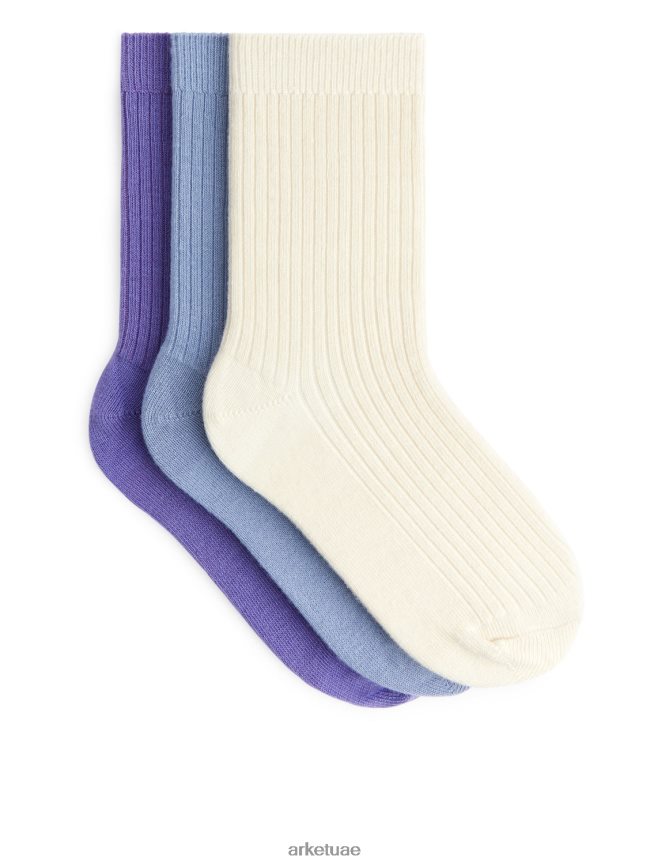 أبيض/أرجواني/أرجواني