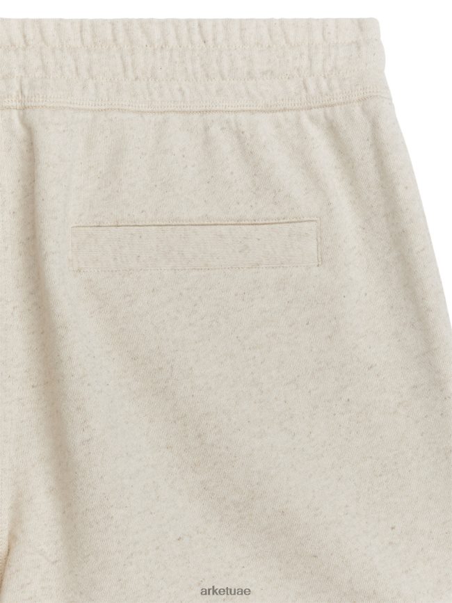 ملابس عبد اللطيف ARKET رجال شورتات بقصة عادية اللون البيج BXB8481128