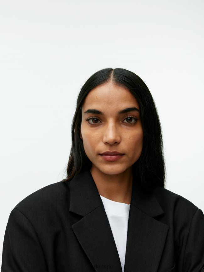 ملابس عبد اللطيف ARKET نحيف بليزر من نسيج التويل المصنوع من مزيج الصوف مقاس كبير أسود BXB848485