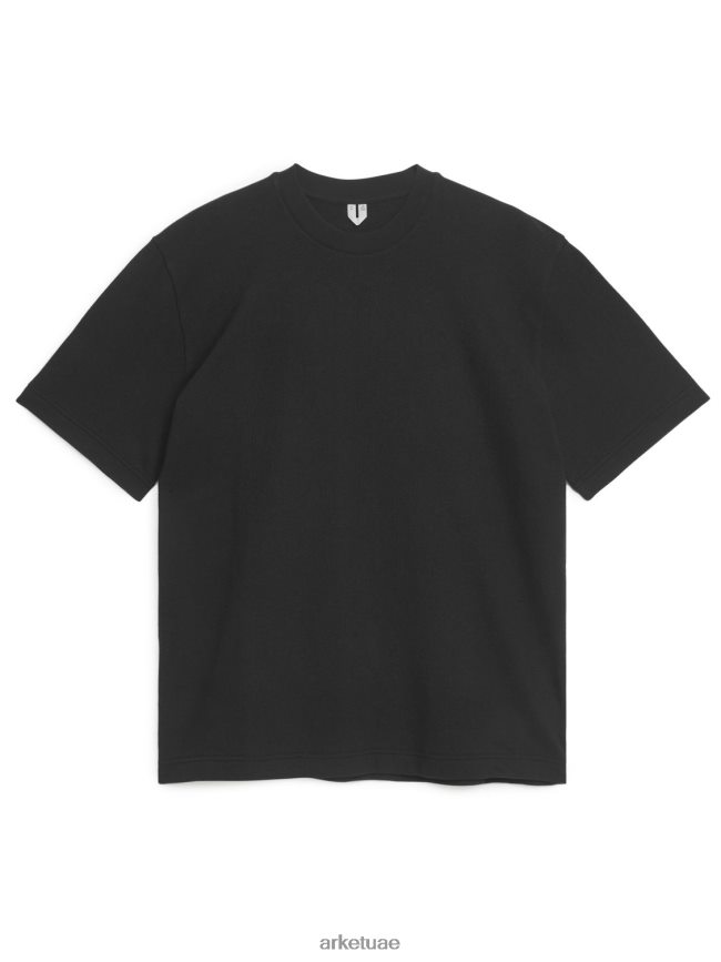 مغسول باللون الاسود