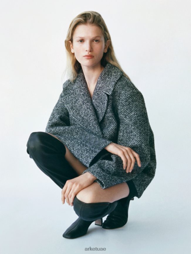 ملابس عبد اللطيف ARKET نحيف تنورة صغيرة من الساتان أسود BXB848236