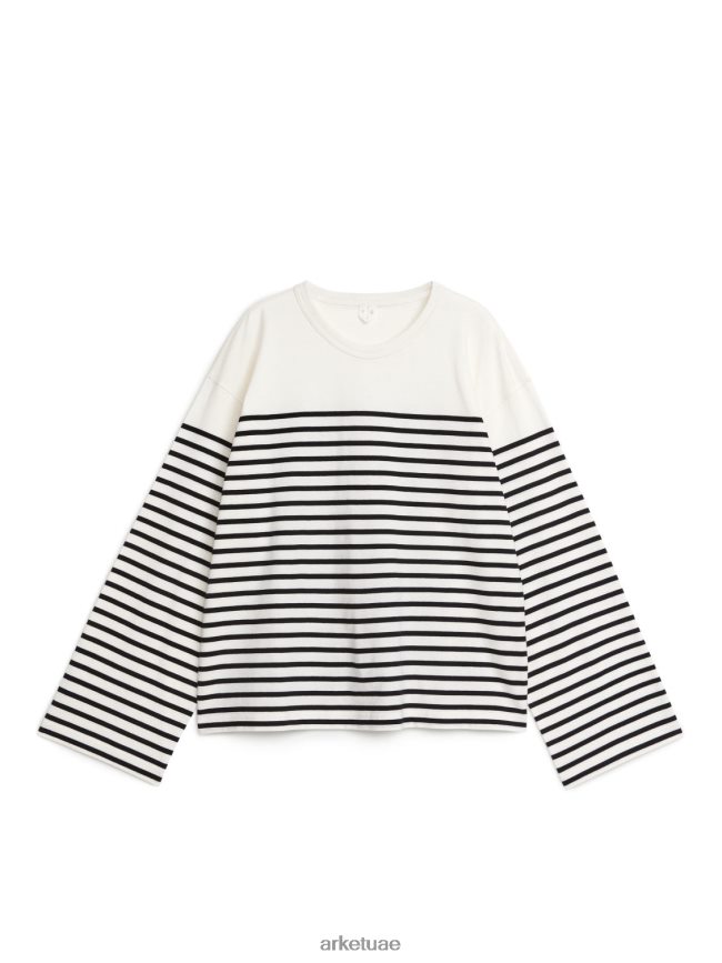 أوف وايت/أسود