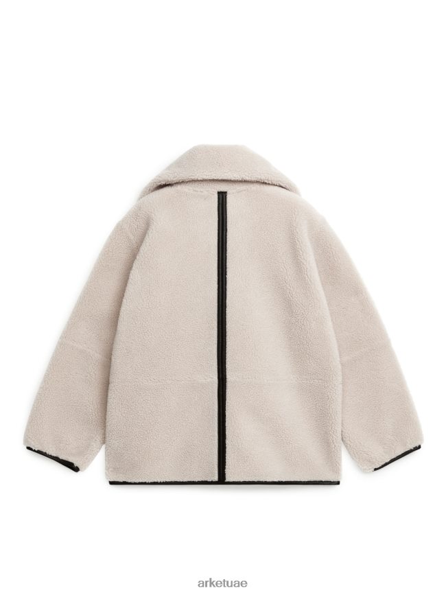 ملابس عبد اللطيف ARKET نحيف سترة جلدية مفصلة بيج فاتح/أسود BXB848477