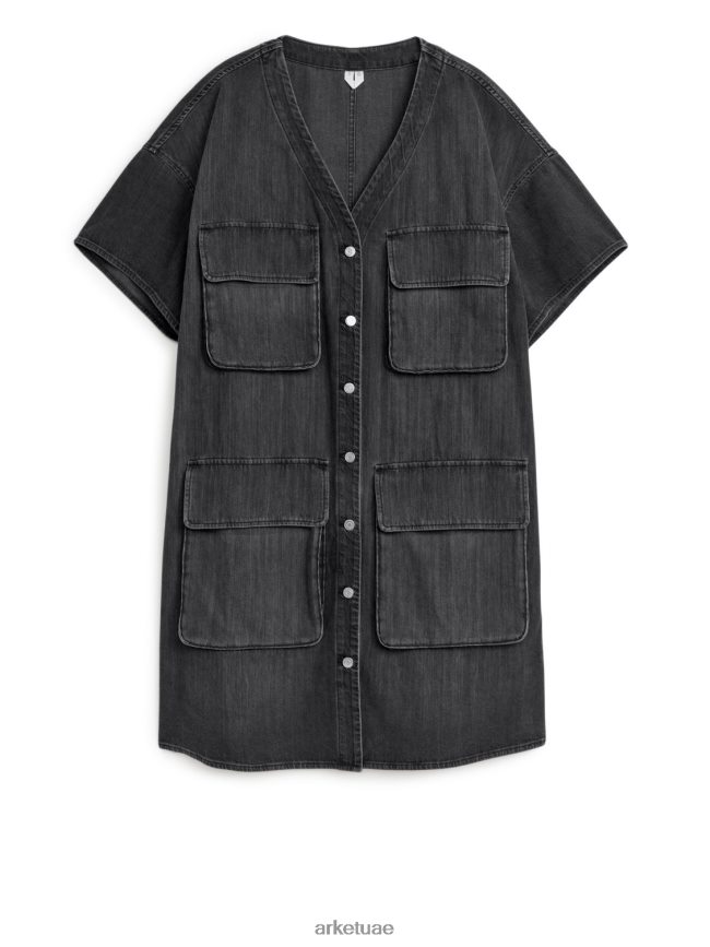 مغسول باللون الاسود