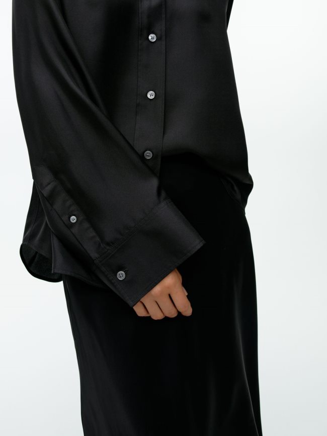 ملابس عبد اللطيف ARKET نحيف قميص من نسيج قطني طويل أسود BXB84855