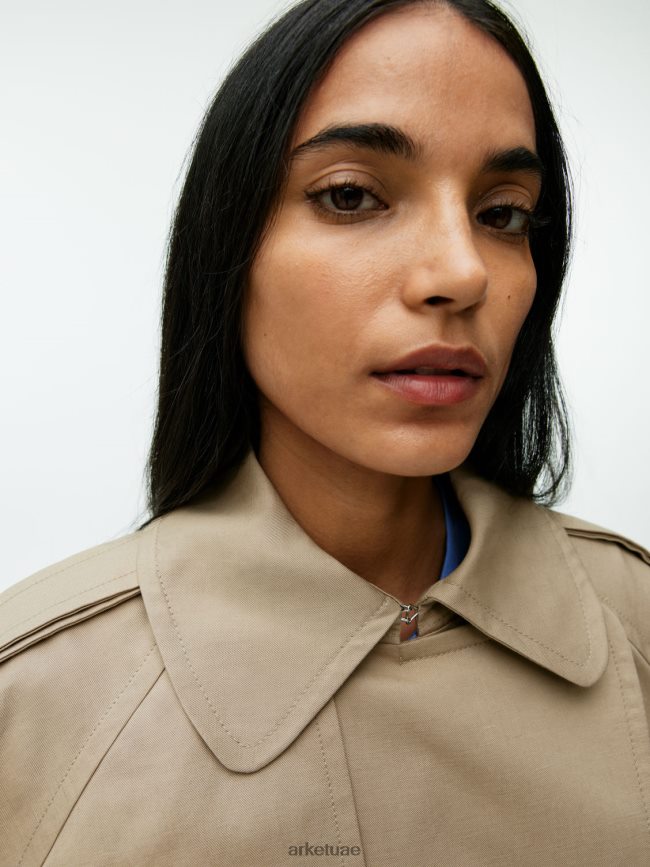 ملابس عبد اللطيف ARKET نحيف معطف خندق قصير اللون البيج BXB848458