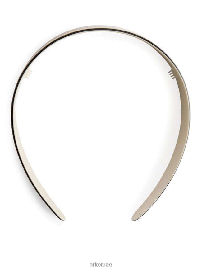 أوف وايت / أسود