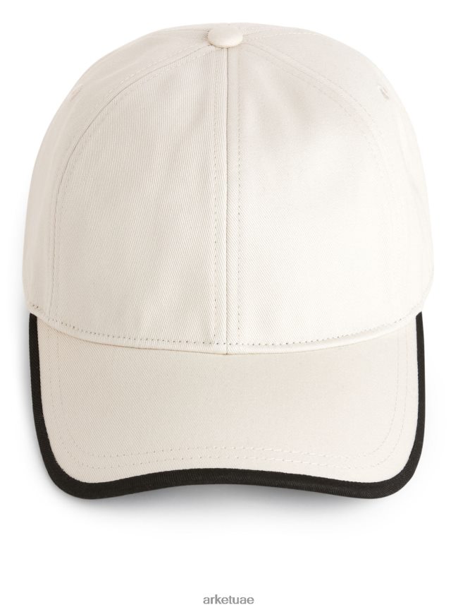 أوف وايت / أسود