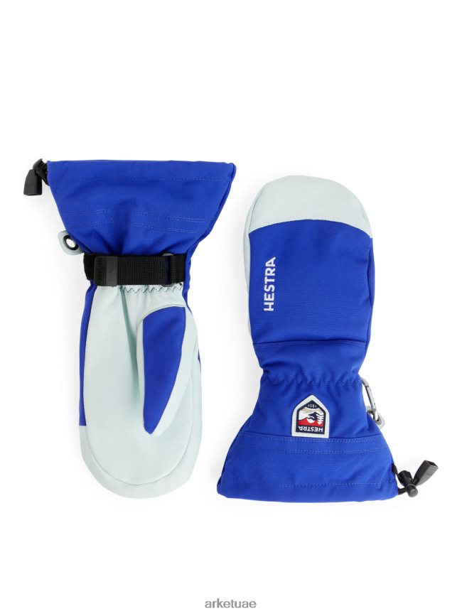 أزرق ساطع/أبيض